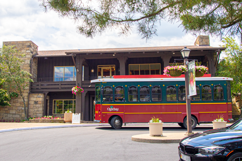 Photo of Oglebay shuttle bus